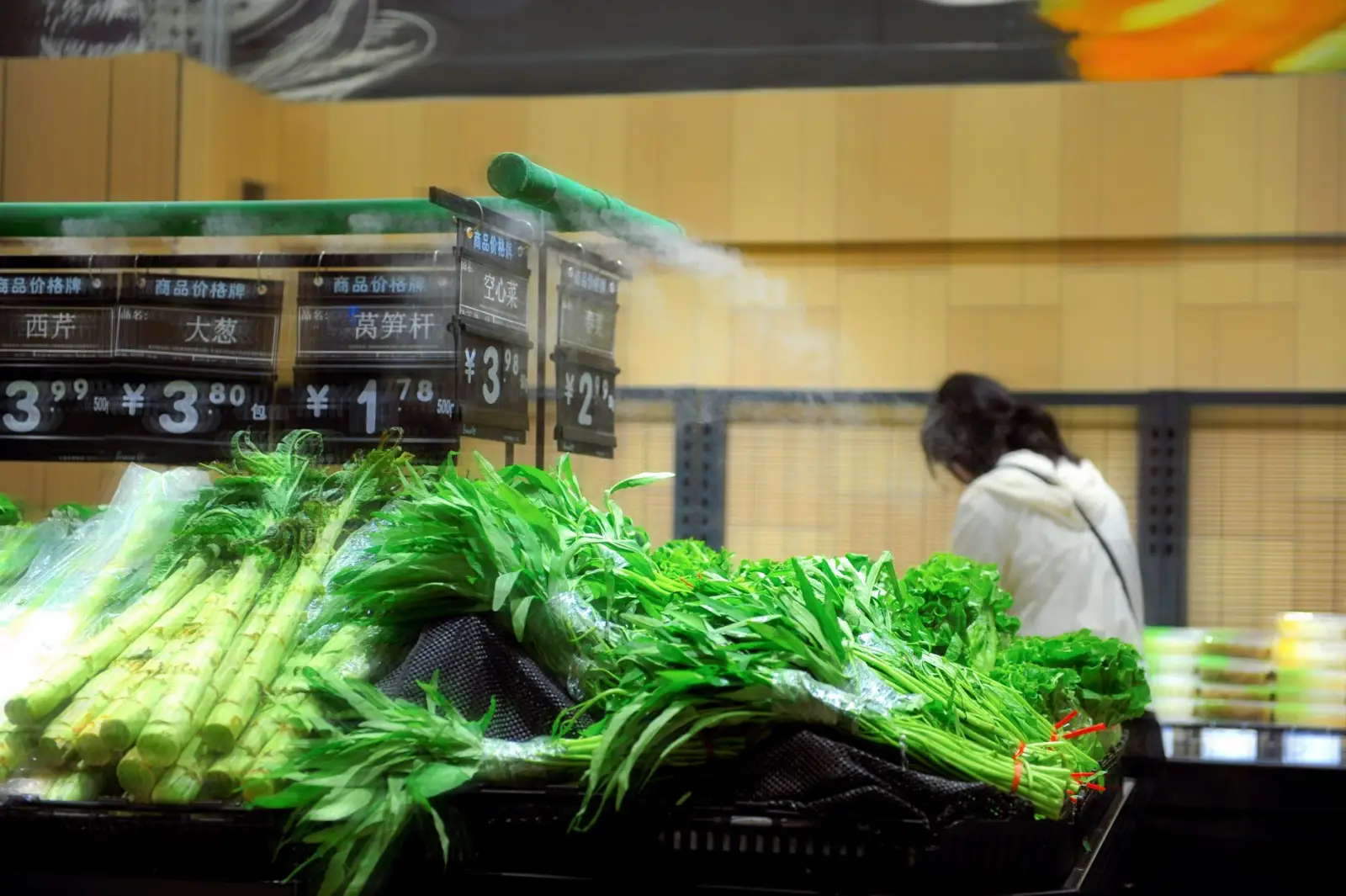 贵州贸易服务观察：唐果甜如何构建日用百货与食品稳定供货体系